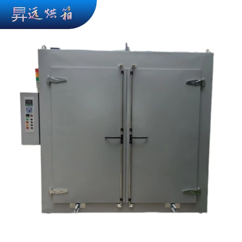 ���I����